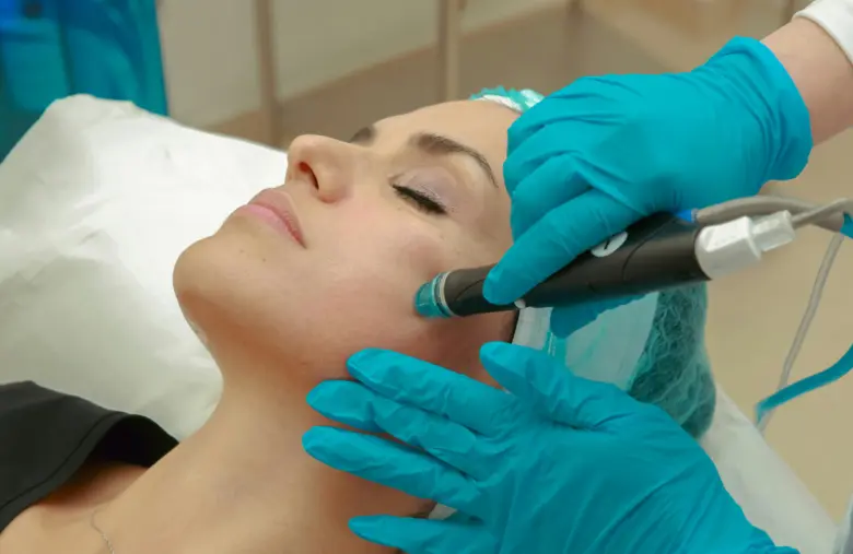คอร์สรักษาสิว M Vita Clinic โปรแกรมดูแลผิวแบบ Customize เพื่อกระจ่างใส ไร้สิว