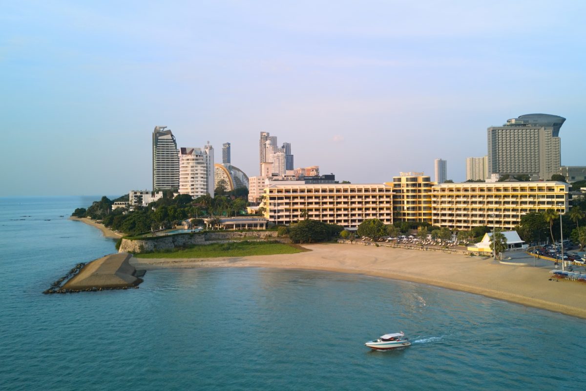 ดุสิตธานี พัทยา ปล่อยโปรโมชันสุดปังแห่งปี 'PATTAYA PAY DAY' 4 วันเท่านั้น ช่วยออกค่าห้องพักสูงสุดถึง 50%