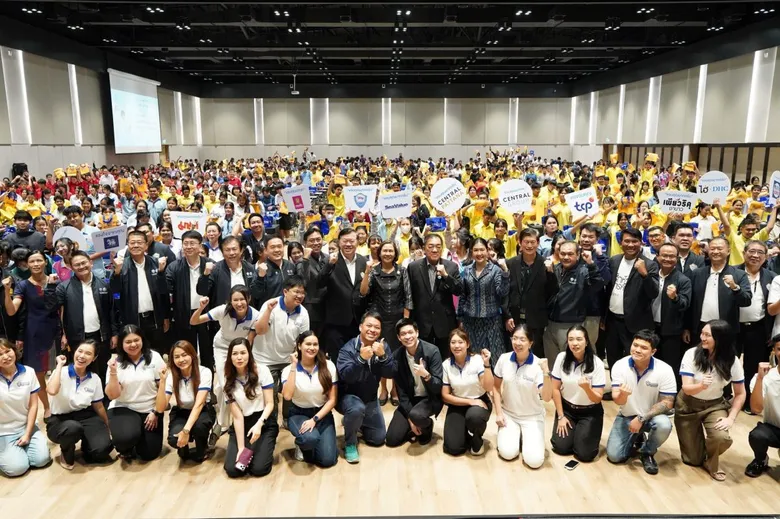 ม.หอการค้าไทย ผนึก หอการค้าไทย-กลุ่มเซ็นทรัล เปิดสนาม "UTCC Tutor 2026" ที่นครสวรรค์ เดินหน้าติวฟรี 39 จังหวัดทั่วประเทศ