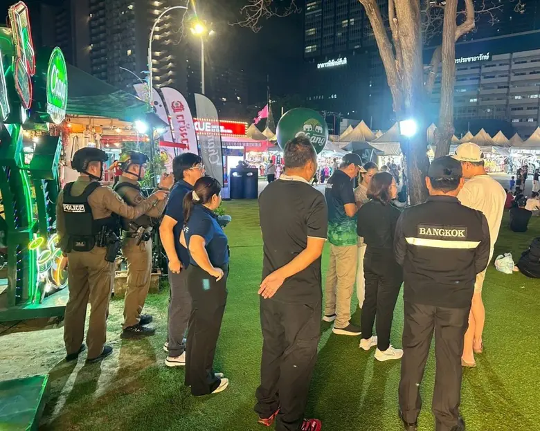 เขตจตุจักร เร่งแก้ปัญหามลพิษตลาดเลียบด่วนแดนเนรมิต สั่งระงับแสดงดนตรี-ตรวจเข้มเสียง ฝุ่น และน้ำเสีย
