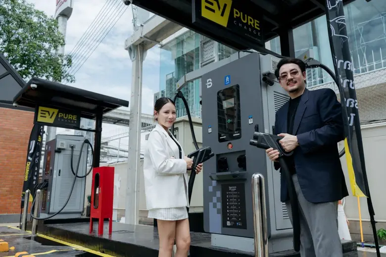สเลย์ทริกซ์ จับมือ เพียวชาร์จ เปิด สถานี EV PURE CHARGE แจ้งวัฒนะ 43 ชูชาร์จเร็ว 180kW พร้อมโปร 6.5 บาท/kWh นาน 3 เดือน ผ่าน EleXA