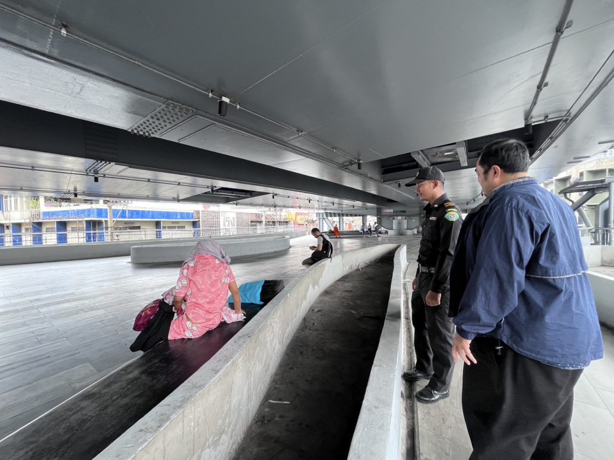 เขตบางกะปิ บูรณาการจัดระเบียบ Skywalk บางกะปิ เพิ่มความสะดวกปลอดภัยให้ผู้สัญจร