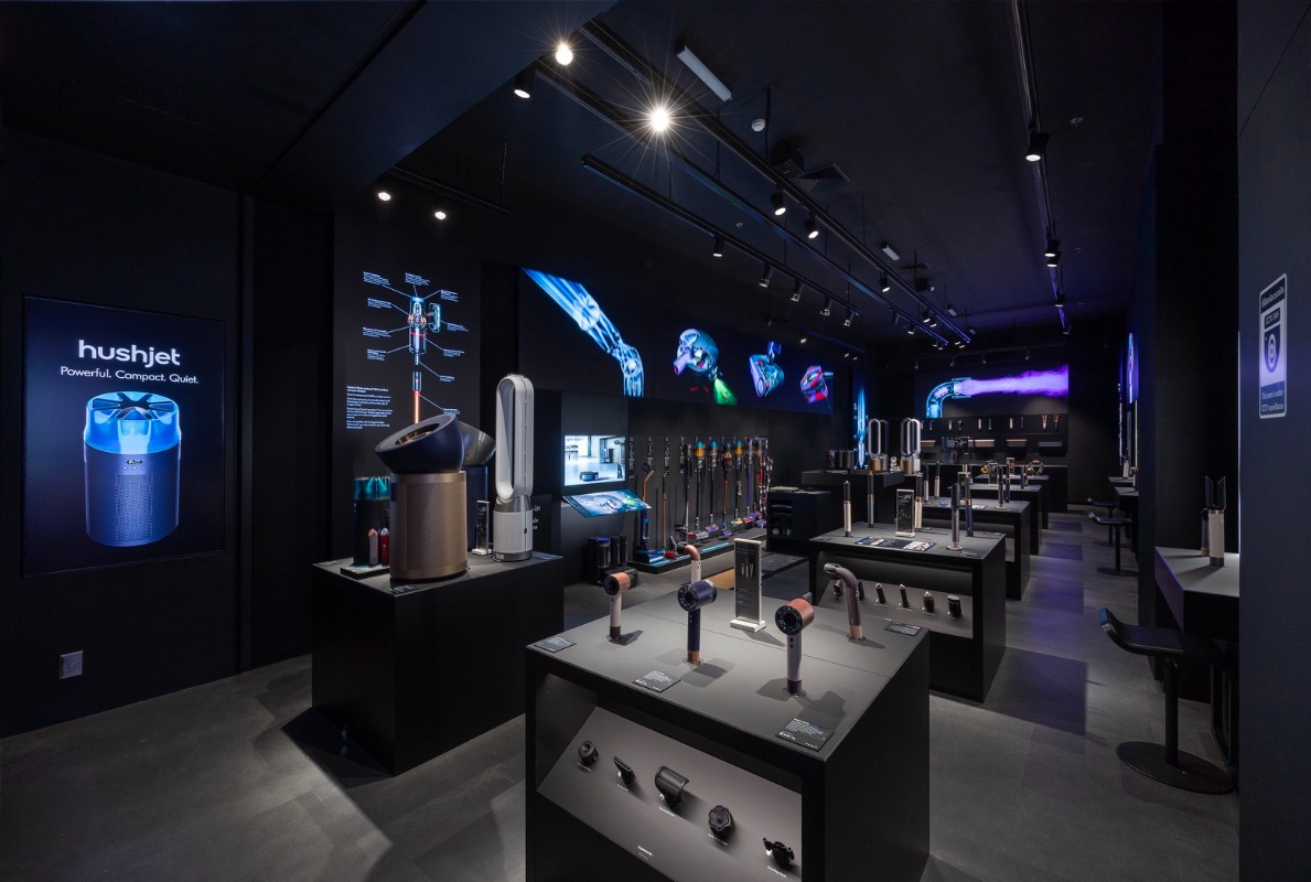 Dyson เปิดประสบการณ์สโตร์ใหม่ ณ ICONSIAM พร้อม "ซี - พฤกษ์" ชวนสัมผัสเทคโนโลยี Dyson ครบทุกหมวดหมู่อย่างใกล้ชิด
