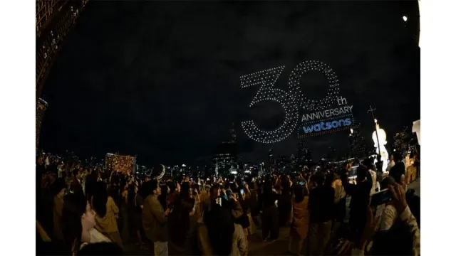 วัตสัน ฉลอง 30 ปีกลางเจ้าพระยา! ยกทัพโดรนเนรมิตท้องฟ้า สร้างปรากฏการณ์สุดยิ่งใหญ่แห่งปี