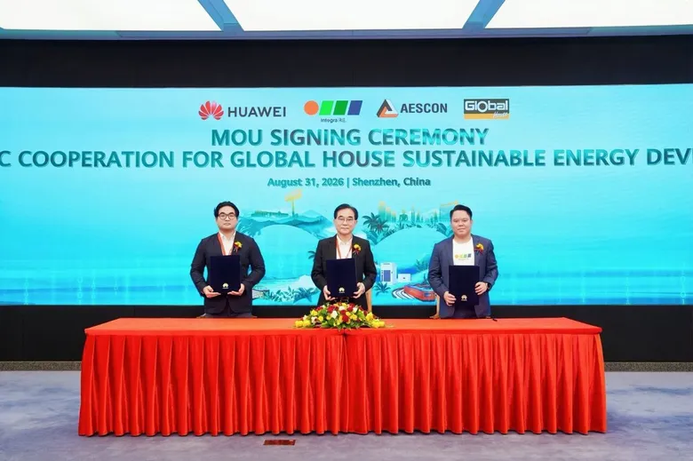 สยามโกลบอลเฮ้าส์ จับมือ เออีเอสคอน และ Integra R.E. นำนวัตกรรม BESS จาก Huawei ขยายพลังงานสะอาดทุกสาขาทั่วประเทศ