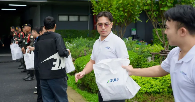 GULF ระดมทีม 'กัลฟ์อาสา' ช่วยเหลือผู้ประสบภัยน้ำท่วมพื้นที่กรุงเทพมหานคร พร้อมส่งมอบถุงยังชีพ 'GULF Care' บรรเทาความเดือดร้อนแก่ประชาชนผู้ประสบภัย