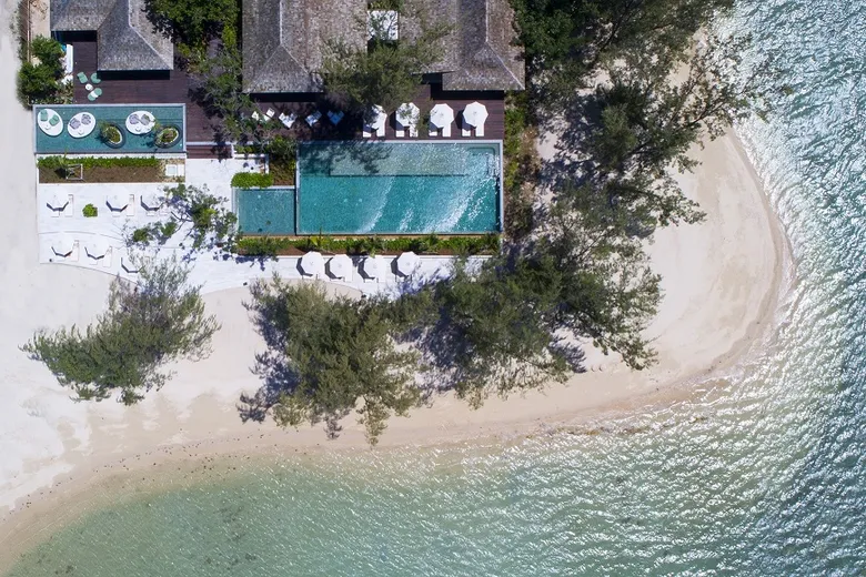 สัมผัสสวรรค์แห่งการพักผ่อนในพูลวิลลาส่วนตัว กับ "Paradise Fahn Escape Stay 4, Pay 3" พัก 4 คืน จ่ายเพียง 3 พร้อมเอกสิทธิ์ระดับพรีเมียม ณ โรงแรมเคปฟาน เกาะสมุย