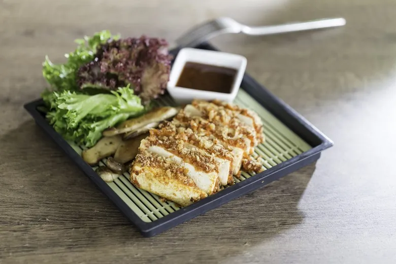 อิ่มท้อง อิ่มบุญ ด้วยคาราวานอาหารเจรสเลิศหลากสไตล์ ในเครือโรงแรมเคป แอนด์ แคนทารี และคาเฟ่ แคนทารี 10-18 ตุลาคม 2569