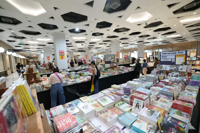 เริ่มแล้ว! Big Bad Wolf Books 2026 ฉลองครบรอบ 10 ปีในประเทศไทย จัดมหกรรมหนังสือครั้งยิ่งใหญ่ ขยายพื้นที่เป็น 2 เท่า ที่ PLATINUM POP ราชประสงค์ รวมหนังสือกว่า 1 ล้านเล่ม จากสำนักพิมพ์ชั้นนำทั้งไทยและต่างประเทศมากกว่า 40 แห่ง