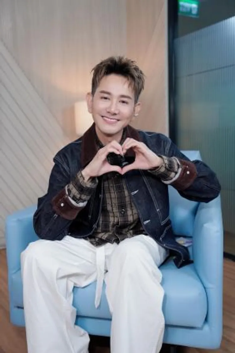 "เอ ไชยา" เปิดหมดเปลือกวันที่ใจเคยพัง ป่วยซึมเศร้า คิดสั้น พร้อมเล่าชีวิตที่ไม่ง่ายใน "ดวงใจ STORY"