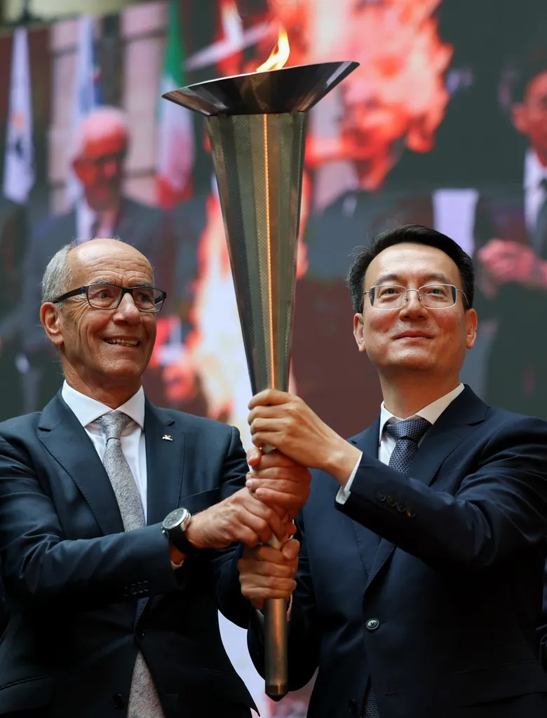 "ฉางชุน" ร่วมพิธีจุดคบเพลิงกีฬามหาวิทยาลัยโลกฤดูหนาว 2027 นับถอยหลังเป็นเจ้าภาพการแข่งขันมกราคมปีหน้า