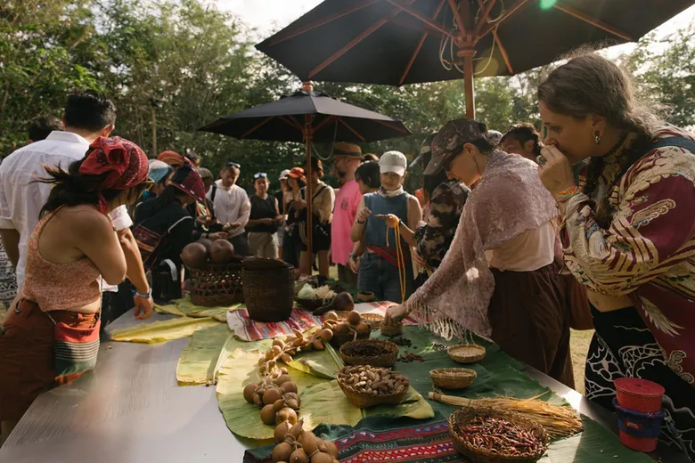Wonderfruit ชวนสัมผัส The Fields ในรูปแบบ 'หมู่บ้านที่มีชีวิต' พร้อมสำรวจสิ่งที่เชื่อมโยงเราเข้าด้วยกัน
