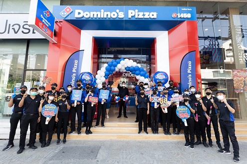 อลังการ 'W' เปิดตัว Domino's Pizza สาขางามวงศ์วาน