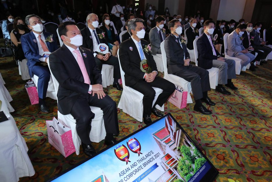 จุฬาฯ พร้อมผลักดันการสร้างความยั่งยืนในระดับภูมิภาคอาเซียน ผ่านผลงานวิจัย และมอบรางวัล ASEAN and Thailand's Top Corporate Brands