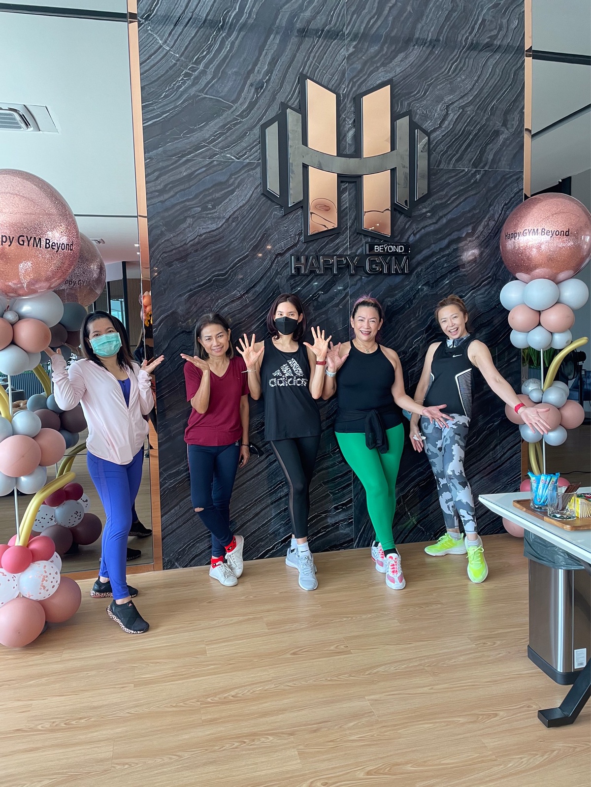 Happy Gym Beyond จัดโปรโมชั่นรับวันแห่งความรัก จับคู่สมัครสมาชิกรายปีแถมฟรีจี้เพชรรูปหัวใจ