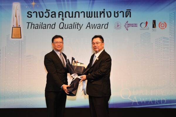 ผลงานเป็นเลิศ ! คณะแพทยศาสตร์ และ คณะทันตแพทยศาสตร์ มข. คว้า 2 รางวัลอันทรงเกียรติ จากเวทีรางวัลคุณภาพแห่งชาติ Thailand Quality Award ประจำปี 2564