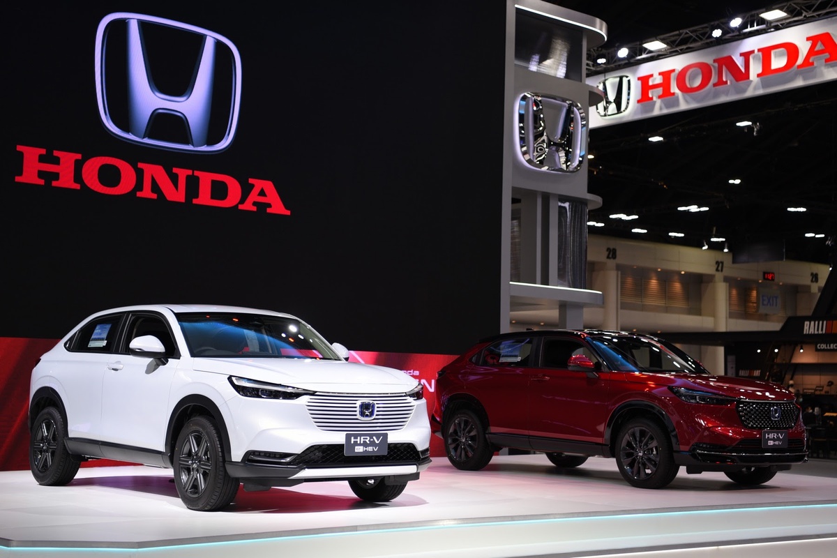 Honda highlights full hybrid e:HEV model lineup led by the all-new Honda HR-V e:HEV along with many other popular models at the Motor Show 2022