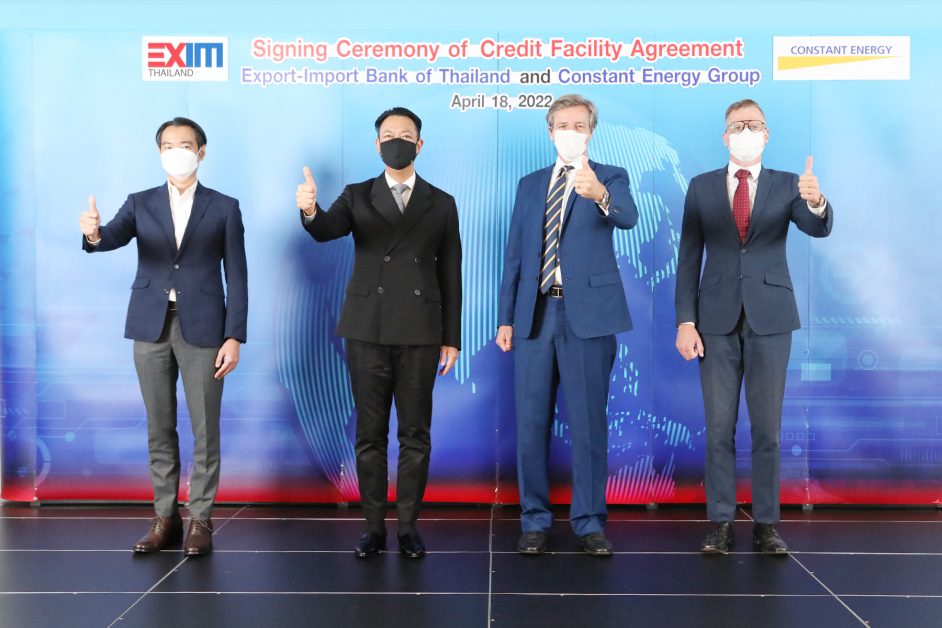 EXIM BANK สนับสนุนคอนสแตนท์ เอนเนอร์จี กรุ๊ป 155 ลบ. ติดตั้งระบบ Solar Rooftop ขยายธุรกิจพลังงานสะอาด ช่วยลดปัญหาโลกร้อนและต้นทุนด้านสาธารณูปโภคให้แก่คู่ค้า