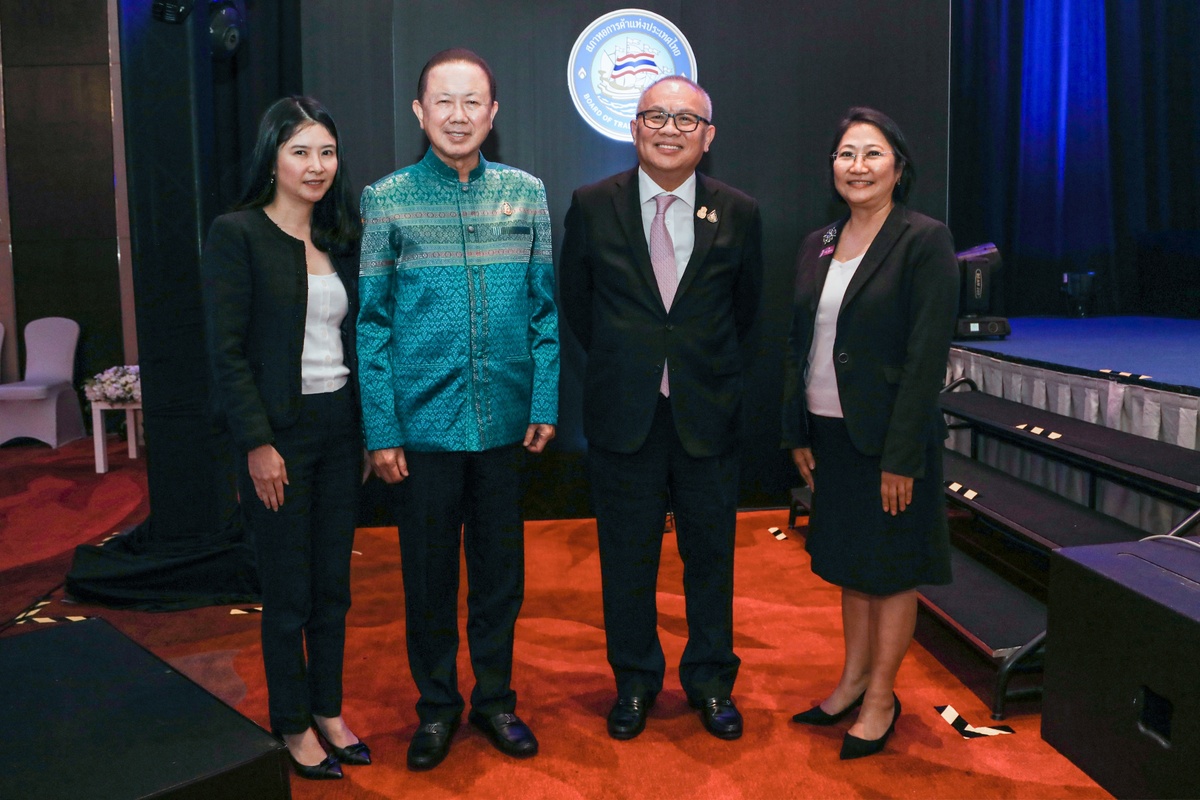 EXIM BANK ร่วมงาน Enhance the Dots Gala Dinner โดยสภาหอการค้าแห่งประเทศไทย