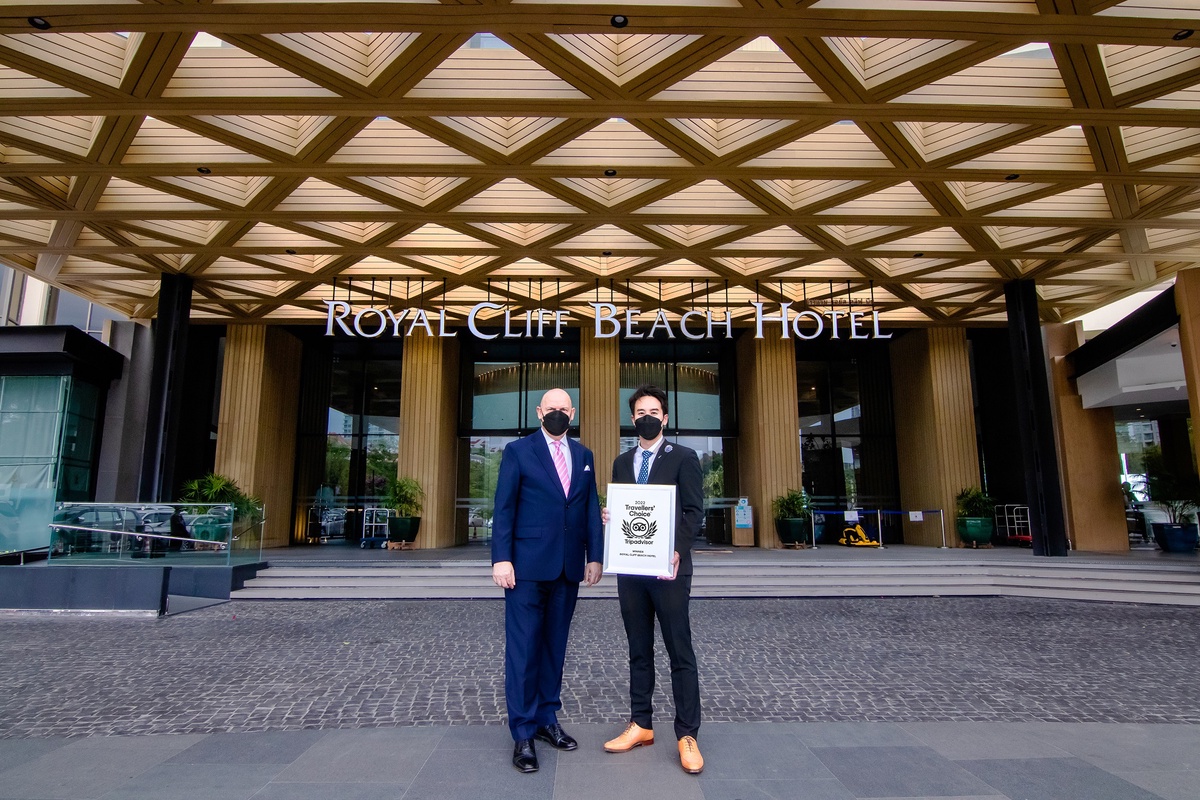 รอยัล คลิฟ บีช โฮเต็ลชนะใจนักท่องเที่ยวทั่วโลก คว้ารางวัล TripAdvisor Travelers' Choice Awards ประจำปี 2565