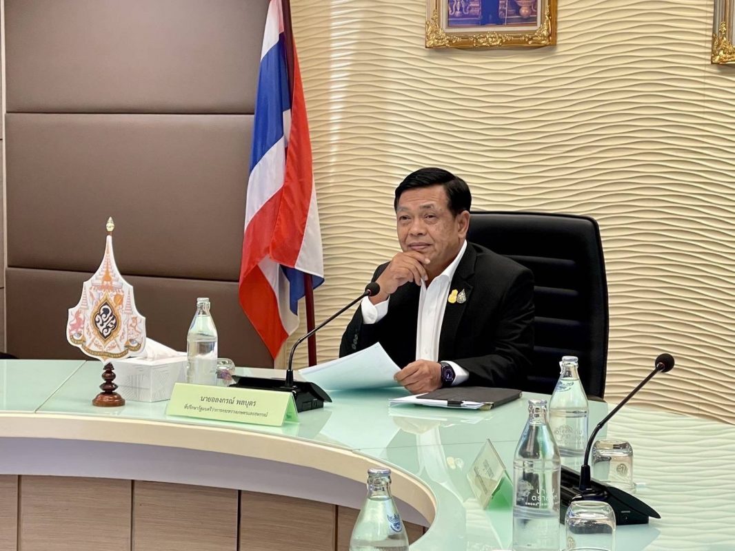 กระทรวงเกษตรฯ สร้างโอกาสประเทศไทยในยุคโลกขาดแคลนอาหาร เร่งเครื่องอัพเกรดบริการภาครัฐ ( e-Service ) 22 หน่วยงาน 176