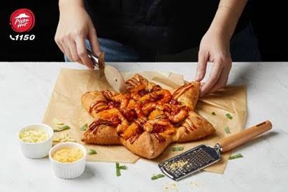 Chef Off Presents Seafood Star Pizza Tasty Bundles in One for Pizza Hut Customers