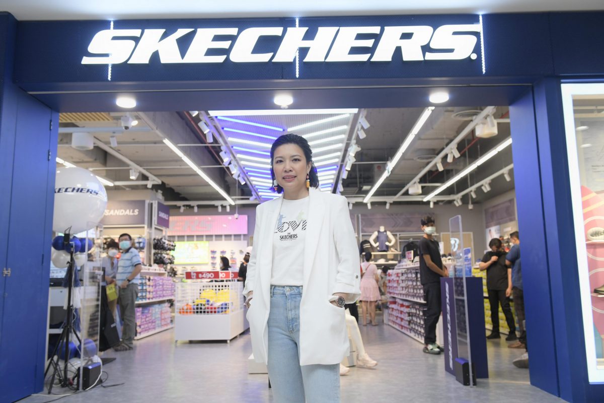 เปิดแล้ว!! SKECHERS Future Park Superstore แห่งใหม่ ณ ศูนย์การค้าฟิวเจอร์พาร์ค รังสิต ชวน มิว-ศุภศิษฏ์ มาสร้างความฟิน สุดเอ็กซ์คลูซีฟ ในลุคลำลองของคอลเลกชัน