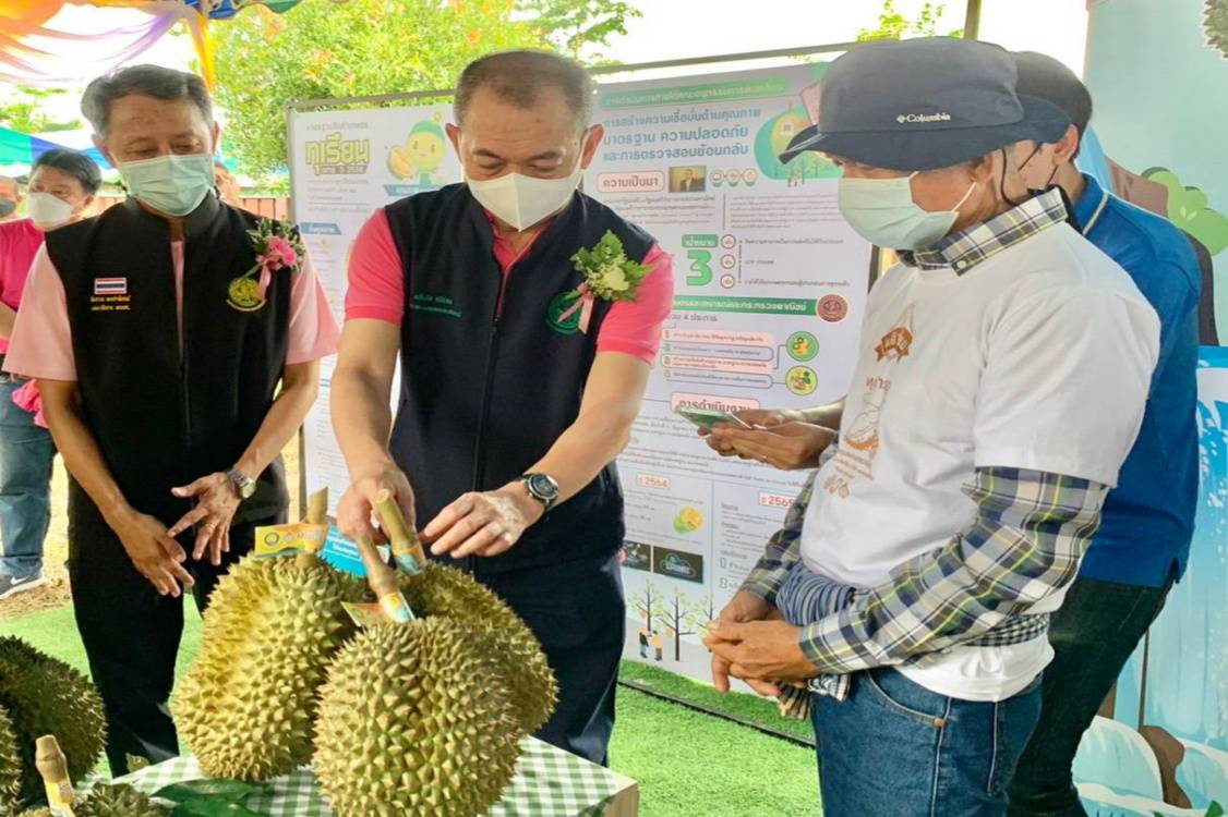  ดร.เฉลิมชัย ศรีอ่อน รมว.เกษตรฯ เปิดงาน มหกรรมผลไม้และของดีป่าละอู ของดีประจวบฯ