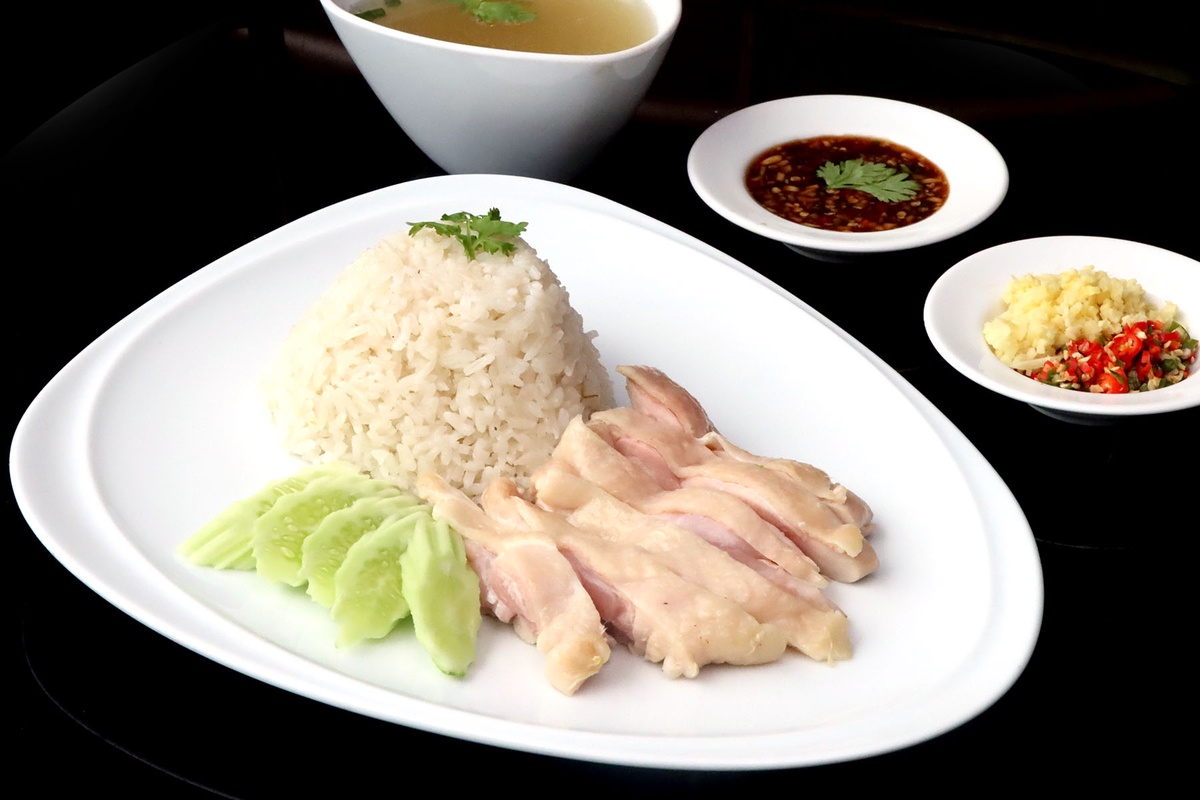Hainanese Chicken Rice at the Emerald Coffee Shop