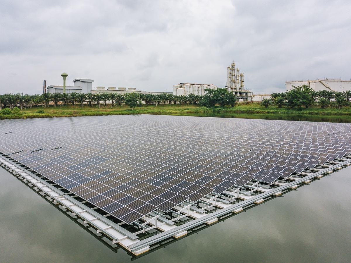 เบย์วา อาร์.อี. ปิดดีลฟาร์มผลิตพลังงานจากแสงอาทิตย์แบบลอยน้ำแห่งแรกในไทย