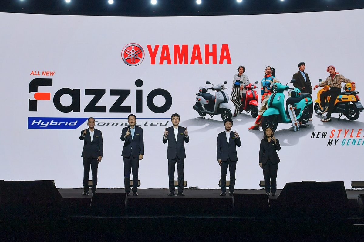 ยามาฮ่า ฉลองใหญ่ 20 ปี การเป็นผู้นำเทรนด์รถออโตเมติกเมืองไทยเปิดตัว ALL NEW YAMAHA FAZZIO HYBRID CONNECTED ใหม่ พร้อม 2 พรีเซนเตอร์ NEW