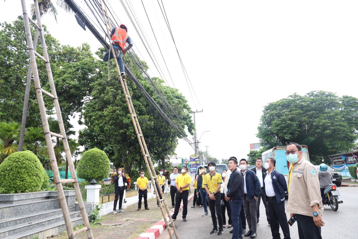 ชัยวุฒิ ลุยต่อจัดระเบียบสายสื่อสาร จ.หนองคาย