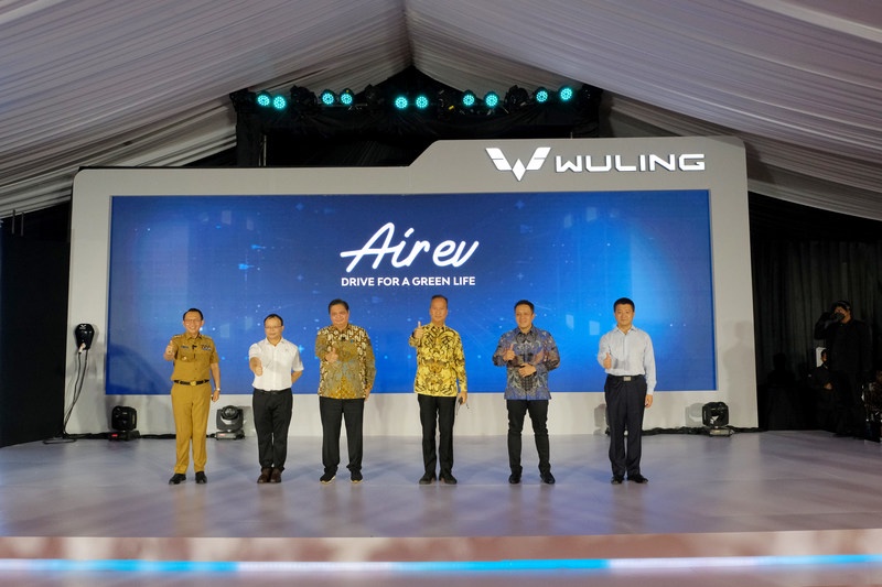 China Wuling's First Global Electric Vehicle Air ev Rollouted, First Step In Indonesia