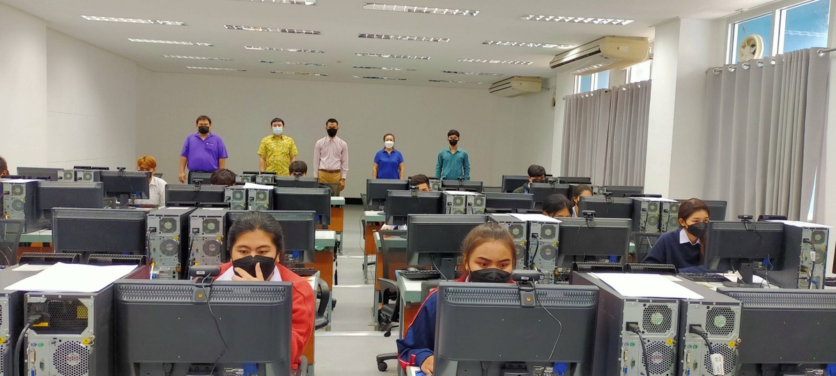สำนักงานพัฒนาฝีมือแรงงานเพชรบุรี ดำเนินการทดสอบมาตรฐานฝีมือแรงงานแห่งชาติ สาขา พนักงานการใช้คอมพิวเตอร์ (ตารางทำการ) ระดับ 1 ในวันที่ 10 สิงหาคม