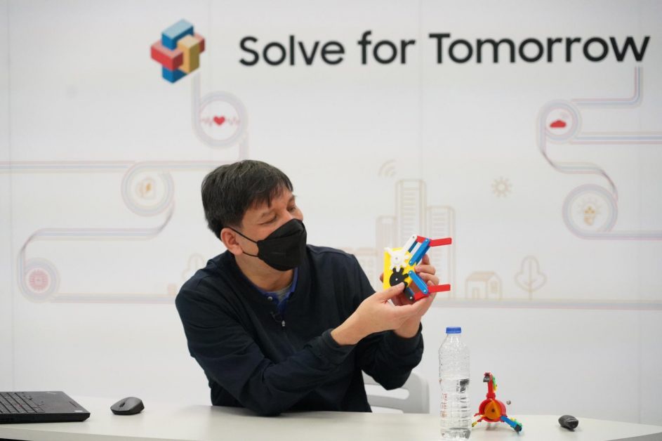 ซัมซุงปั้นนวัตกรรุ่นใหม่ อัพสกิลทักษะแห่งอนาคต นำเสนอไอเดียโซลูชันเพื่อสังคม จากผู้เข้าประกวด 20 ทีม ในโครงการ Samsung Solve for Tomorrow