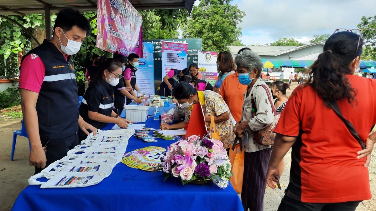 โครงการหน่วยบำบัดทุกข์ บำรุงสุข สร้างรอยยิ้มให้ประชาชนจังหวัดสุโขทัย