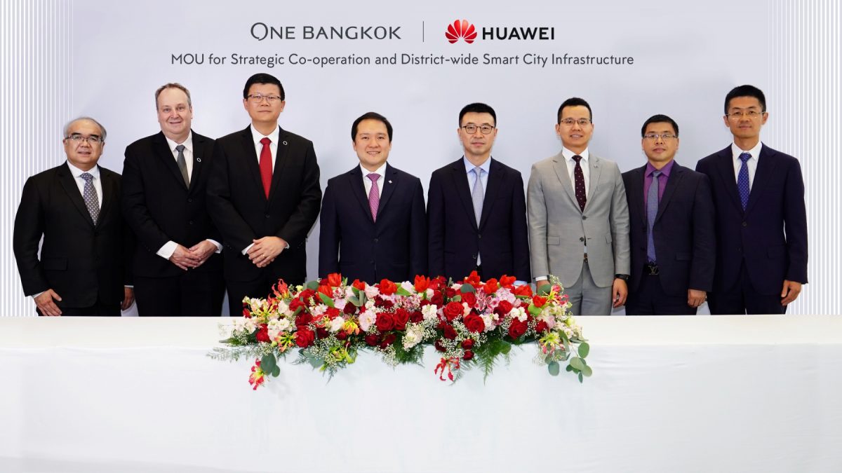 ONE BANGKOK JOINS HANDS FOR STRATEGIC PARTNERSHIP WITH HUAWEI TO BUILD THE SMART CITY INFRASTRUCTURE FOR ONE BANGKOK