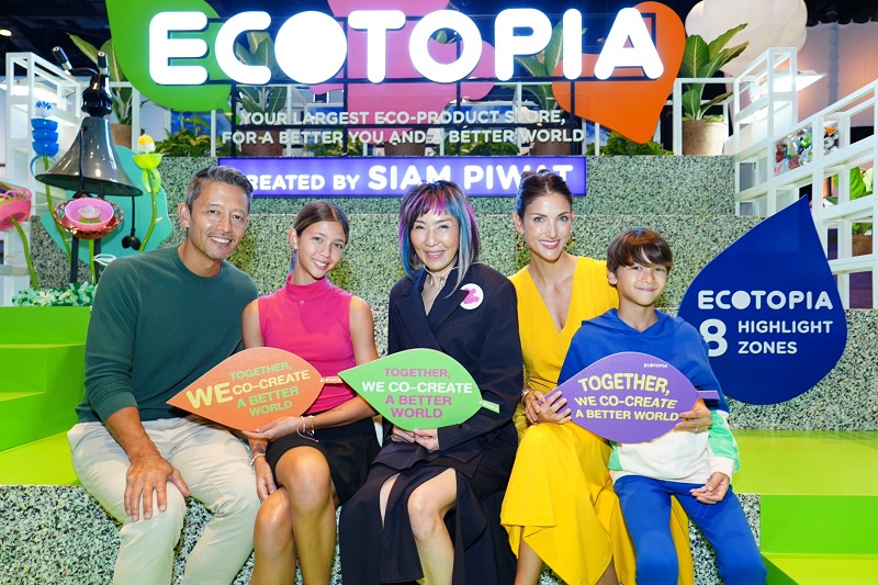 ซินดี้ บิชอพ จูงมือครอบครัวร่วมกิจกรรมปลูกฝังแนวคิดรักษ์โลกที่บูธ ECOTOPIA