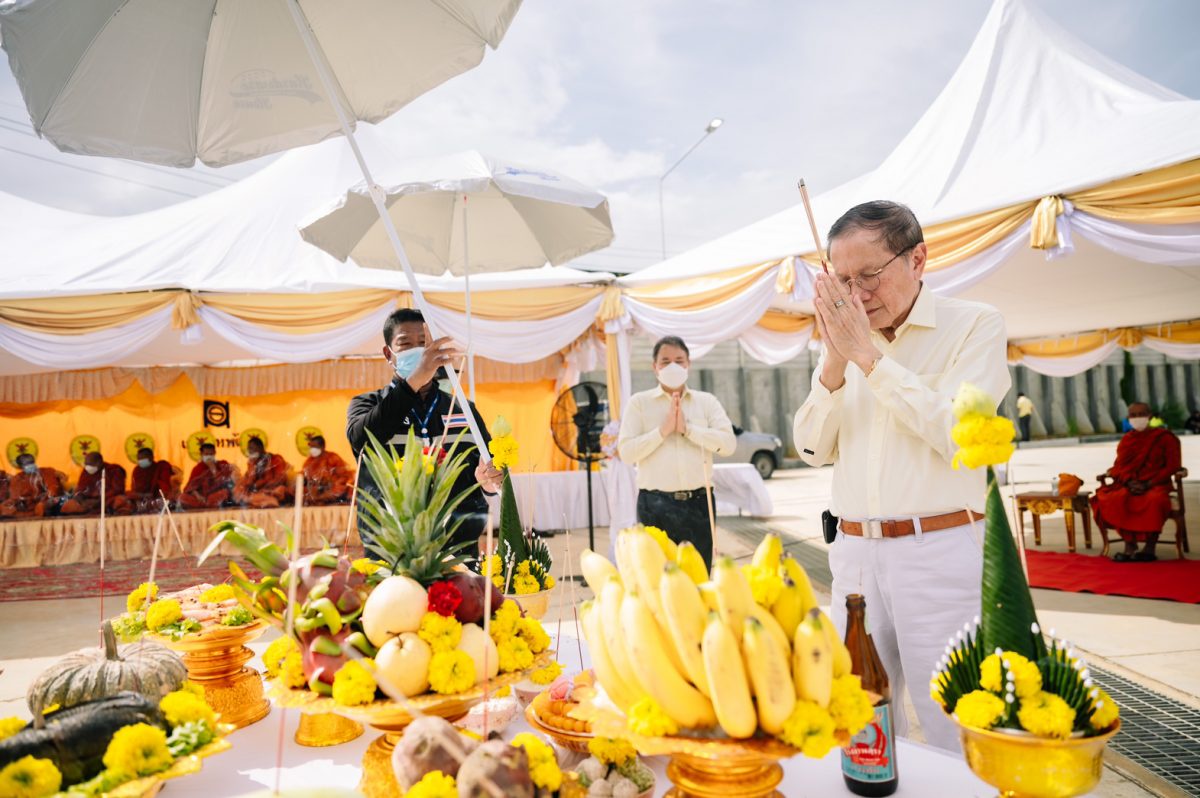 SPC Sahapat ประกอบพิธีบวงสรวงสมโภชศาล พระพรหม ณ ศูนย์กระจายสินค้าหลักแห่งใหม่ อ.ศรีราชา จ.ชลบุรี