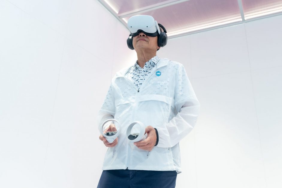 ห้างเซ็นทรัล คอลแลบอาร์ติสต์ดัง แพรว-กวิตา เปิดงาน VOIDSCAPE สะท้อนปัญหาแรงงานและสิ่งแวดล้อมผ่านงานศิลป์ในรูปแบบ Interactive VR