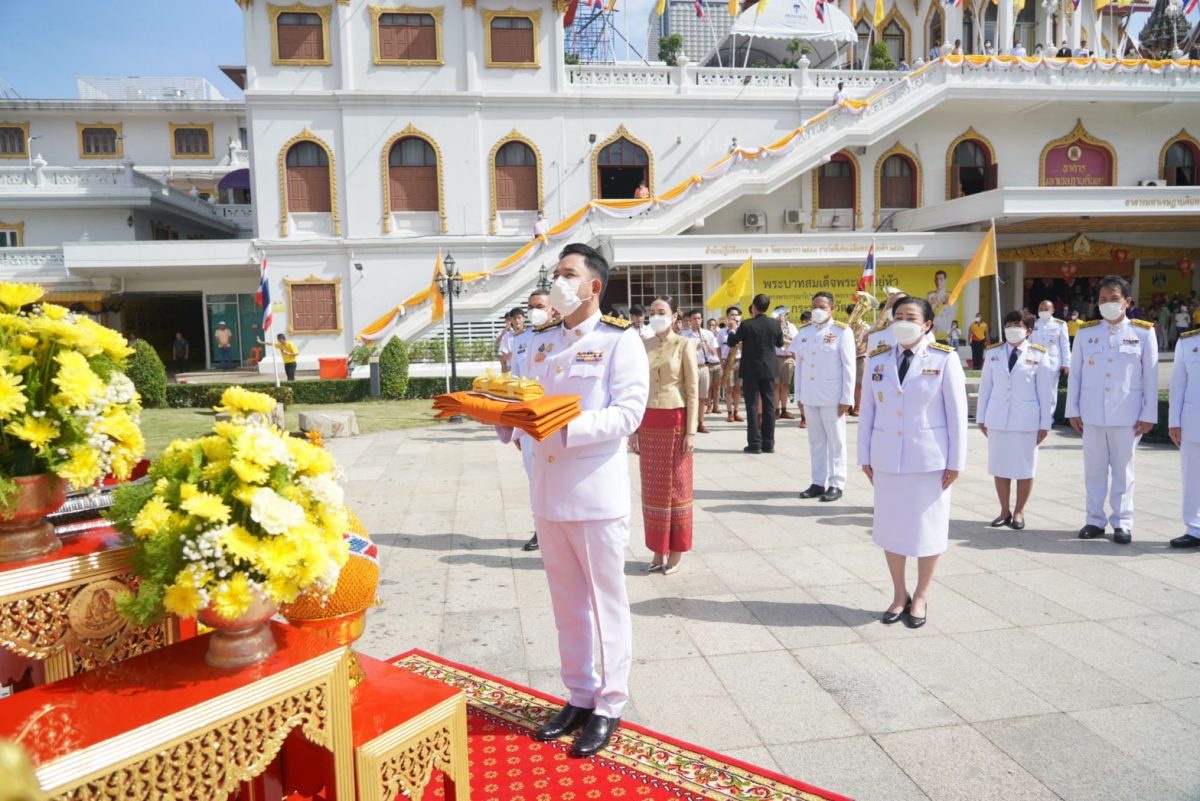 วธ.ถวายผ้าพระกฐินพระราชทาน ณ วัดยานนาวา