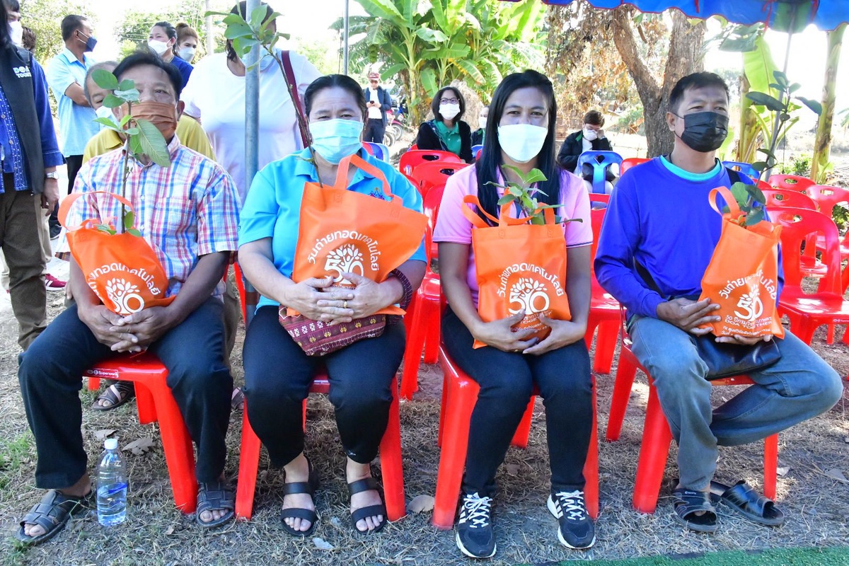 รมช.มนัญญา สั่งการกรมวิชาการเกษตร รุดให้ความช่วยเหลือเกษตรกรฟื้นฟูหลังน้ำลด