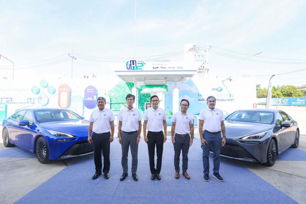 4 ยักษ์ใหญ่ PTT - OR - TOYOTA - BIG ผนึกกำลังเสริมแกร่ง Future Energy เปิดสถานีต้นแบบเติมไฮโดรเจนสำหรับรถยนต์ไฟฟ้าเซลล์เชื้อเพลิงแห่งแรกของประเทศไทย
