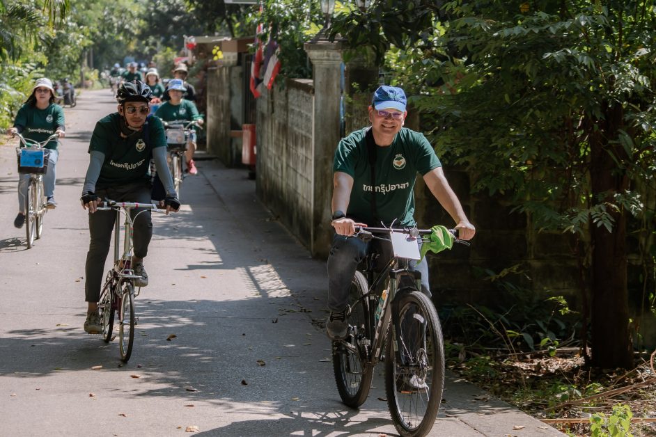 ไทยกรุ๊ป โฮลดิ้งส์ จัดกิจกรรม Healthy Wealthy Living Club เชิญชวนพนักงานร่วมปั่นจักรยานเพื่อสุขภาพ ที่คุ้งบางกะเจ้า
