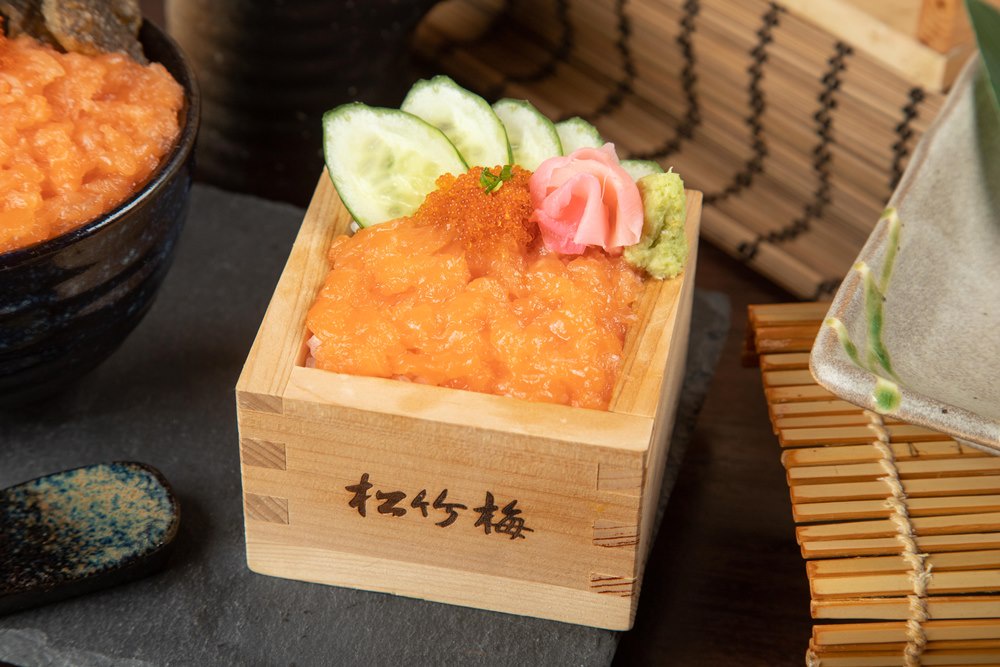 ร้านอาหารญี่ปุ่น สึโบฮาจิ จัดโปรโมชั่น Salmon Crazy เอาใจคนรักแซลมอนด้วยเมนูอร่อยสุดคุ้ม เริ่มต้น 39 - 99 บาท