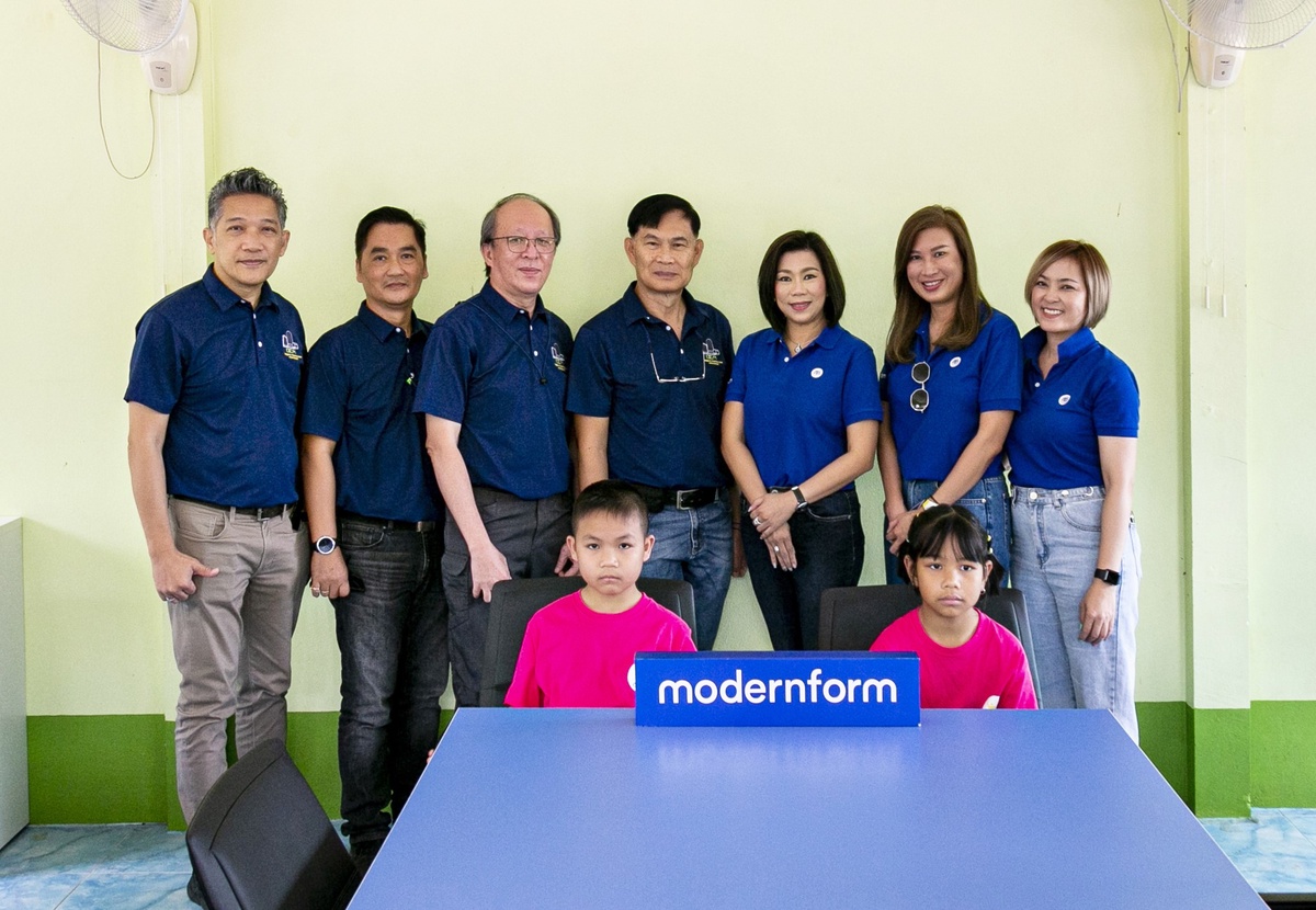 การไฟฟ้าฝ่ายผลิตแห่งประเทศไทย ร่วมกับ โมเดอร์นฟอร์ม สนับสนุนเฟอร์นิเจอร์และอุปกรณ์การเรียนให้กับ โรงเรียนบ้านดงสว่าง
