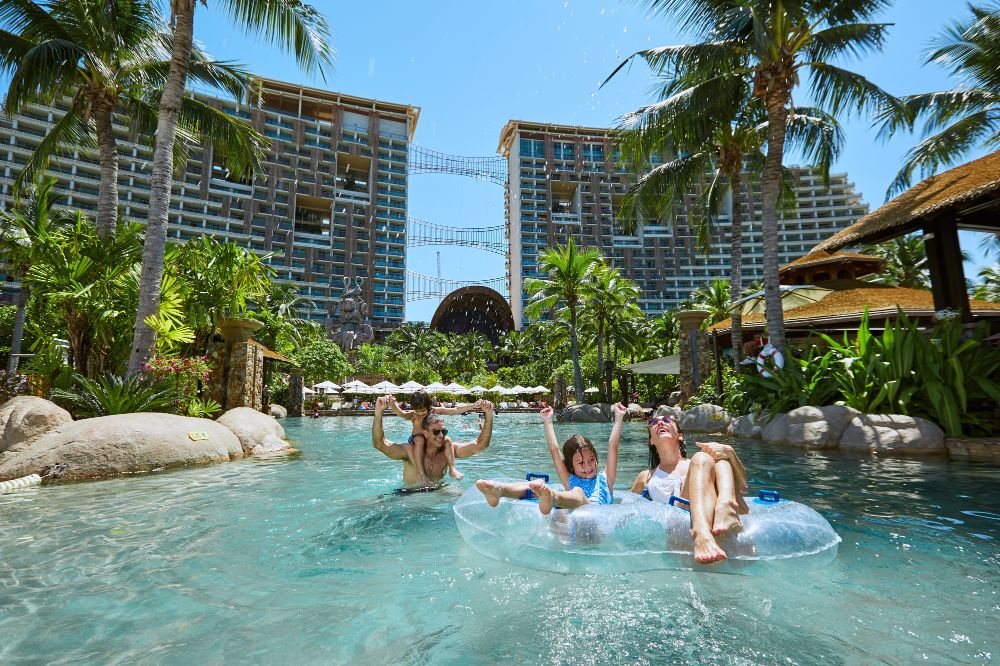 Centara Grand Mirage Pattaya Receives 2023 Travellers' Choice Award Winner from Tripadvisor 13 years in a row