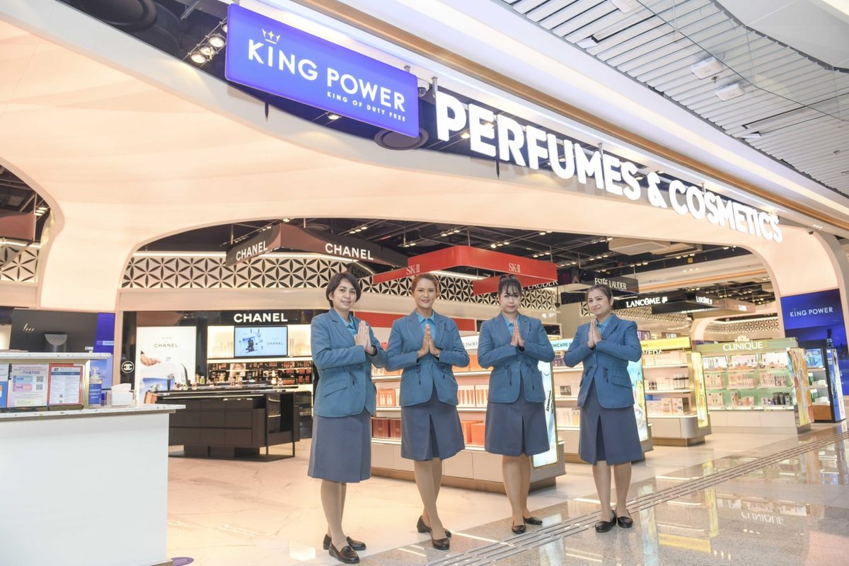 คิง เพาเวอร์ เปิดร้านค้าใหม่ พร้อมต้อนรับลูกค้านักเดินทางจากทุกมุมโลก ณ อาคารเทียบเครื่องบินรองหลังที่ 1 (SAT-1)