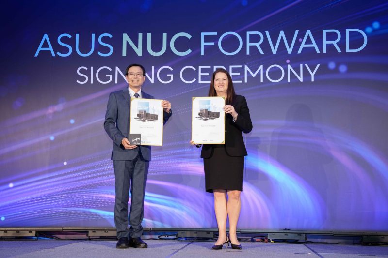 ASUS ลงนามสัญญารับมอบธุรกิจ Intel NUC อย่างเป็นทางการ