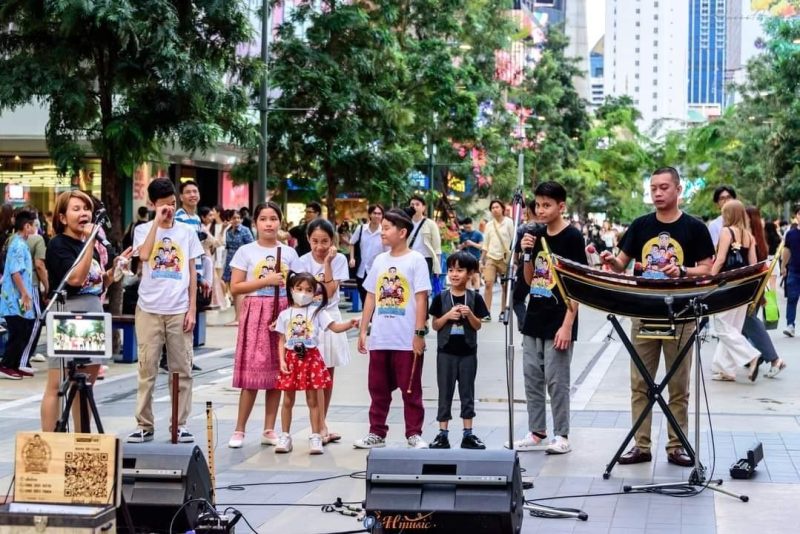 Siam Square Celebrating Loykrathong Festival 2023 ลอยกระทงแบบไทย ไทย ครั้งแรกใจกลางสยามสแควร์